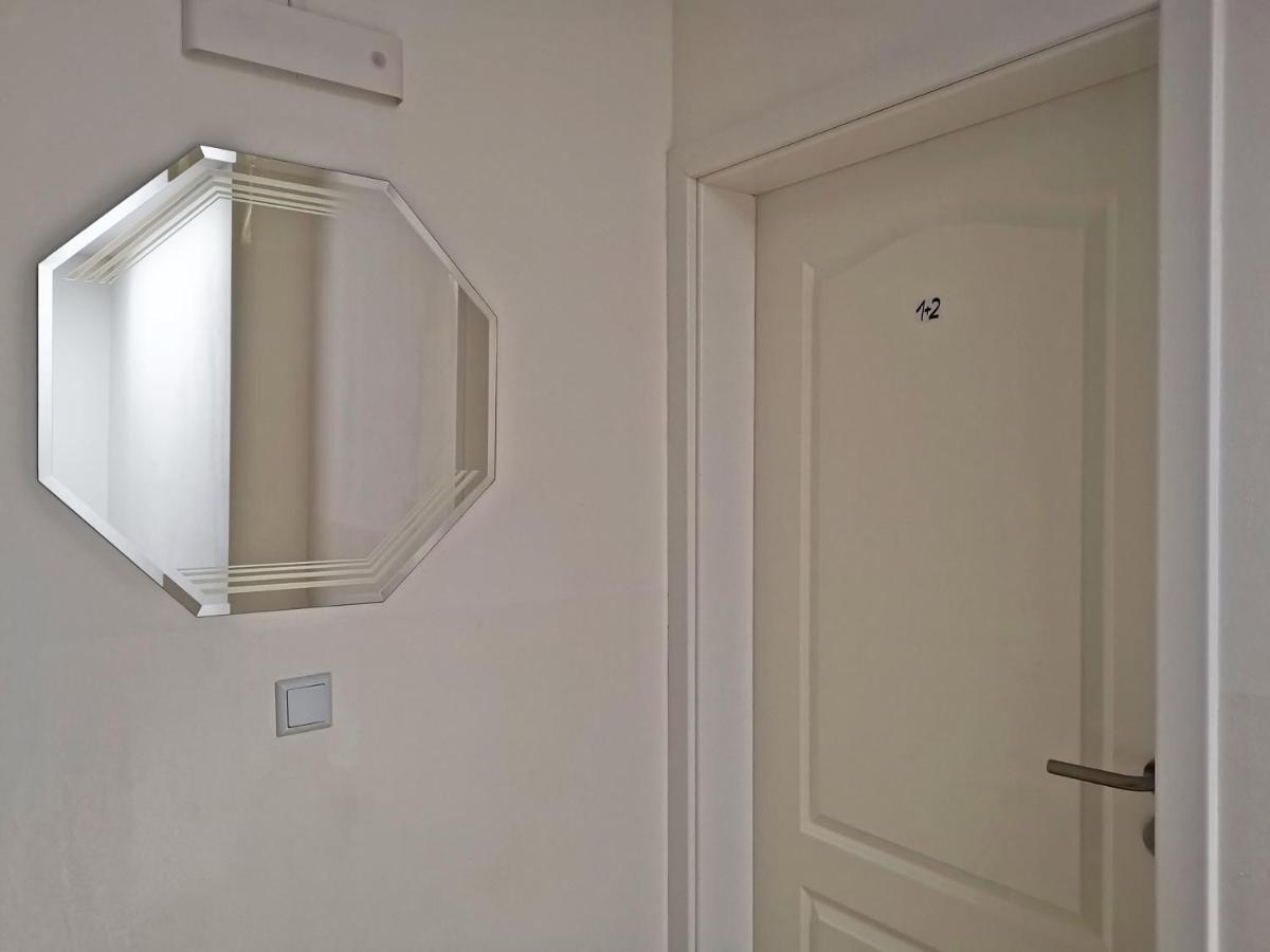 Musashi Apartment 1 Ваймар Екстериор снимка