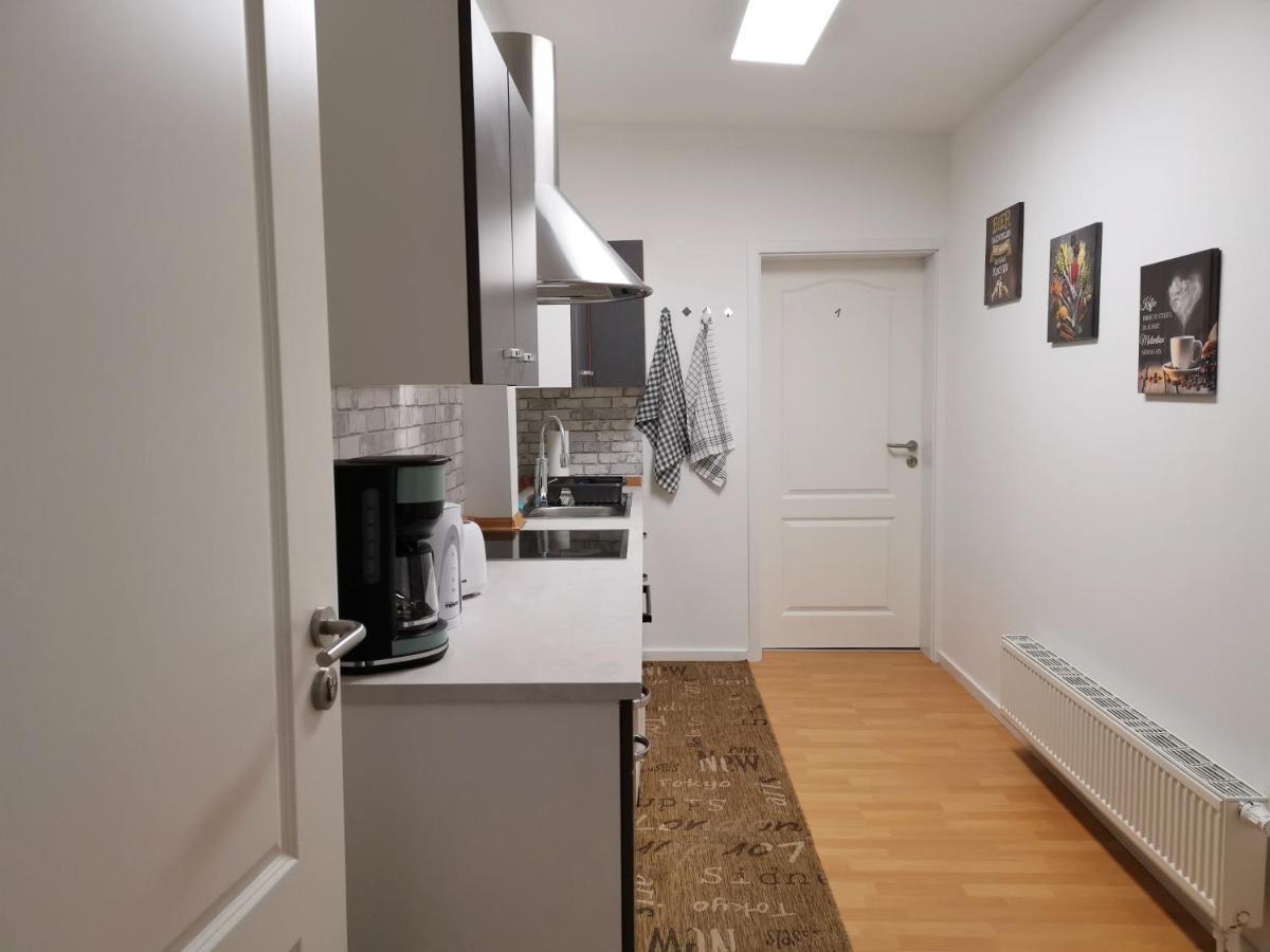 Musashi Apartment 1 Ваймар Екстериор снимка