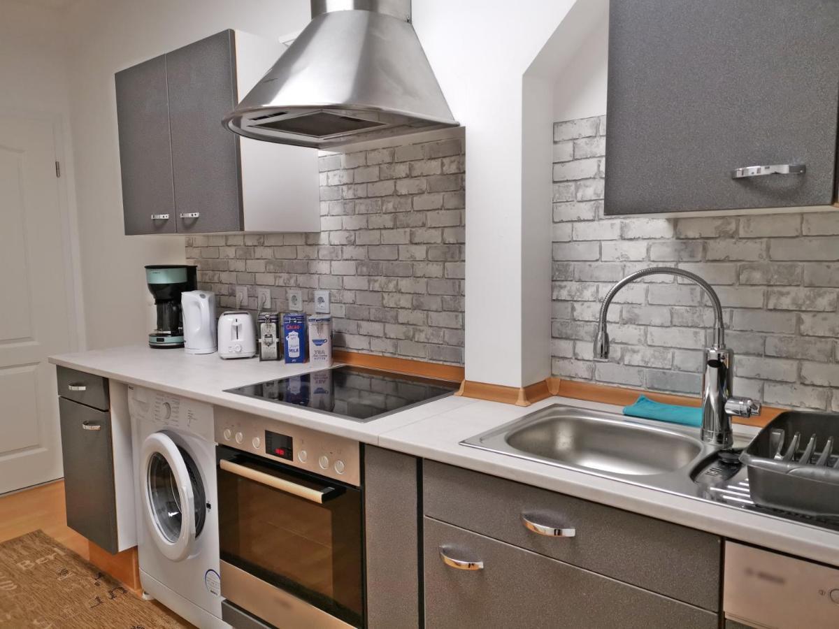 Musashi Apartment 1 Ваймар Екстериор снимка
