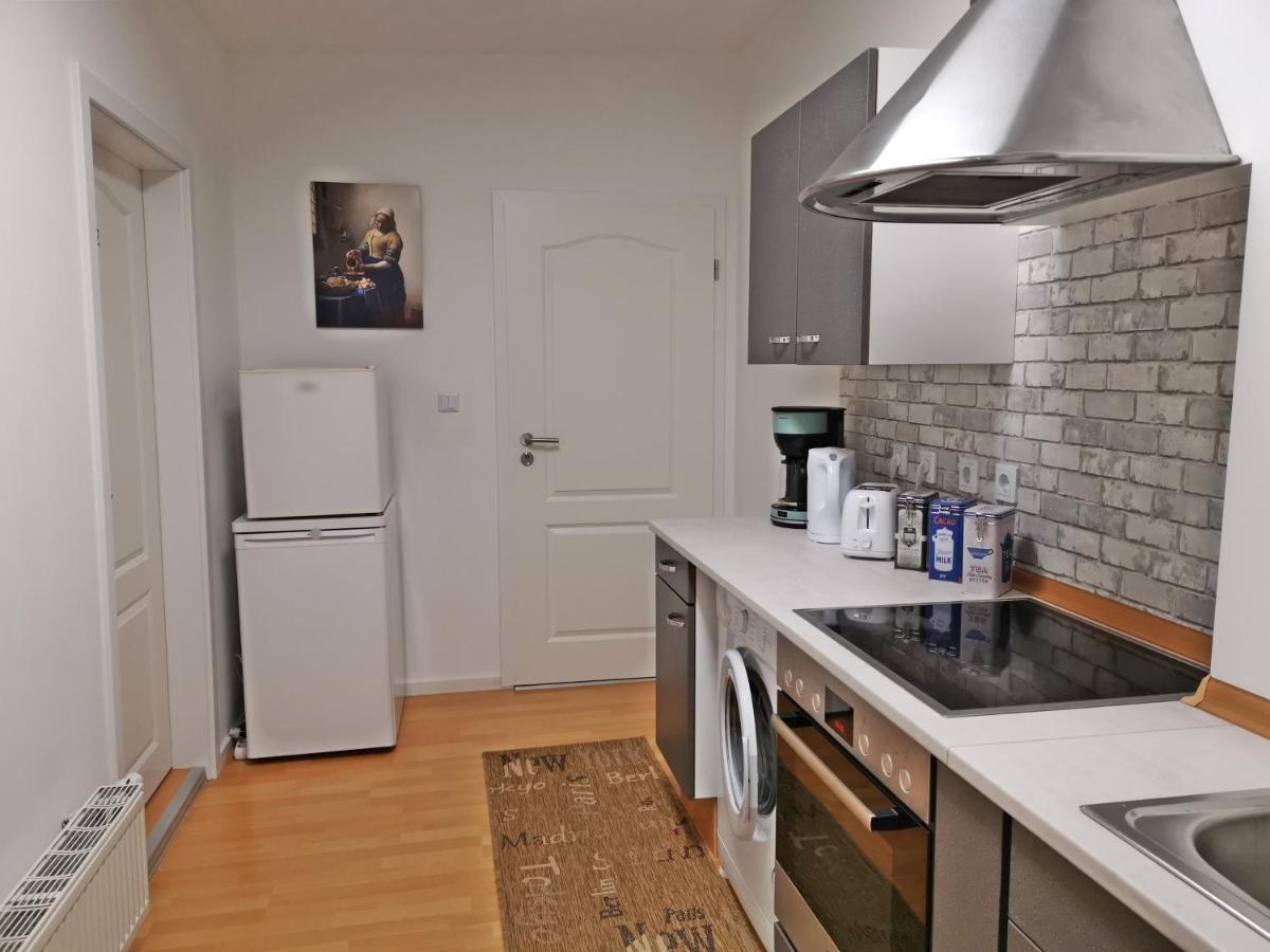 Musashi Apartment 1 Ваймар Екстериор снимка